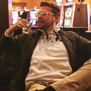 Meet your Posher, Tyler